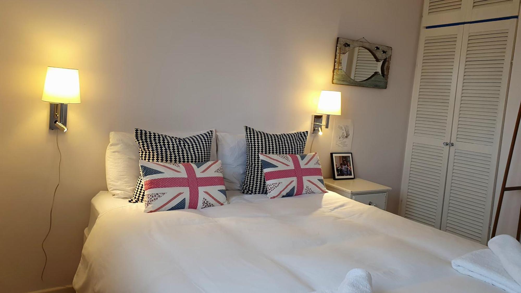 Villa Island Retreat With Hottub West Mersea Esterno foto